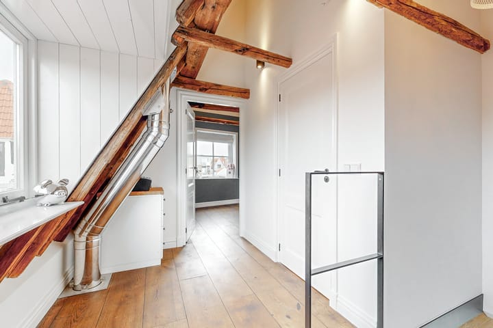 Photo 39 of Kruisstraat 7