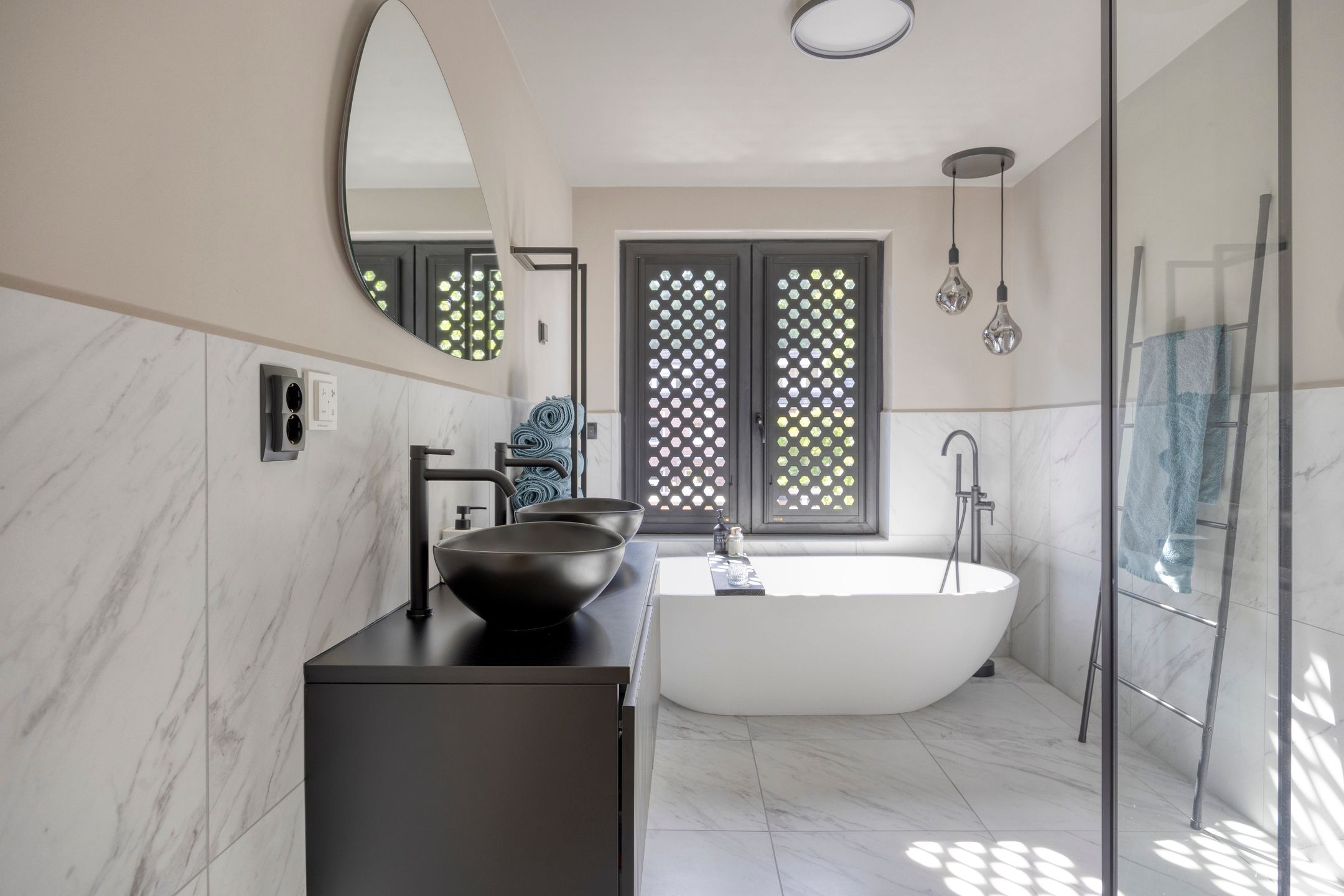 Foto 24 van Troubadourplein 18