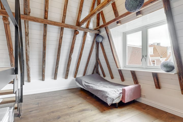 Photo 46 of Kruisstraat 7