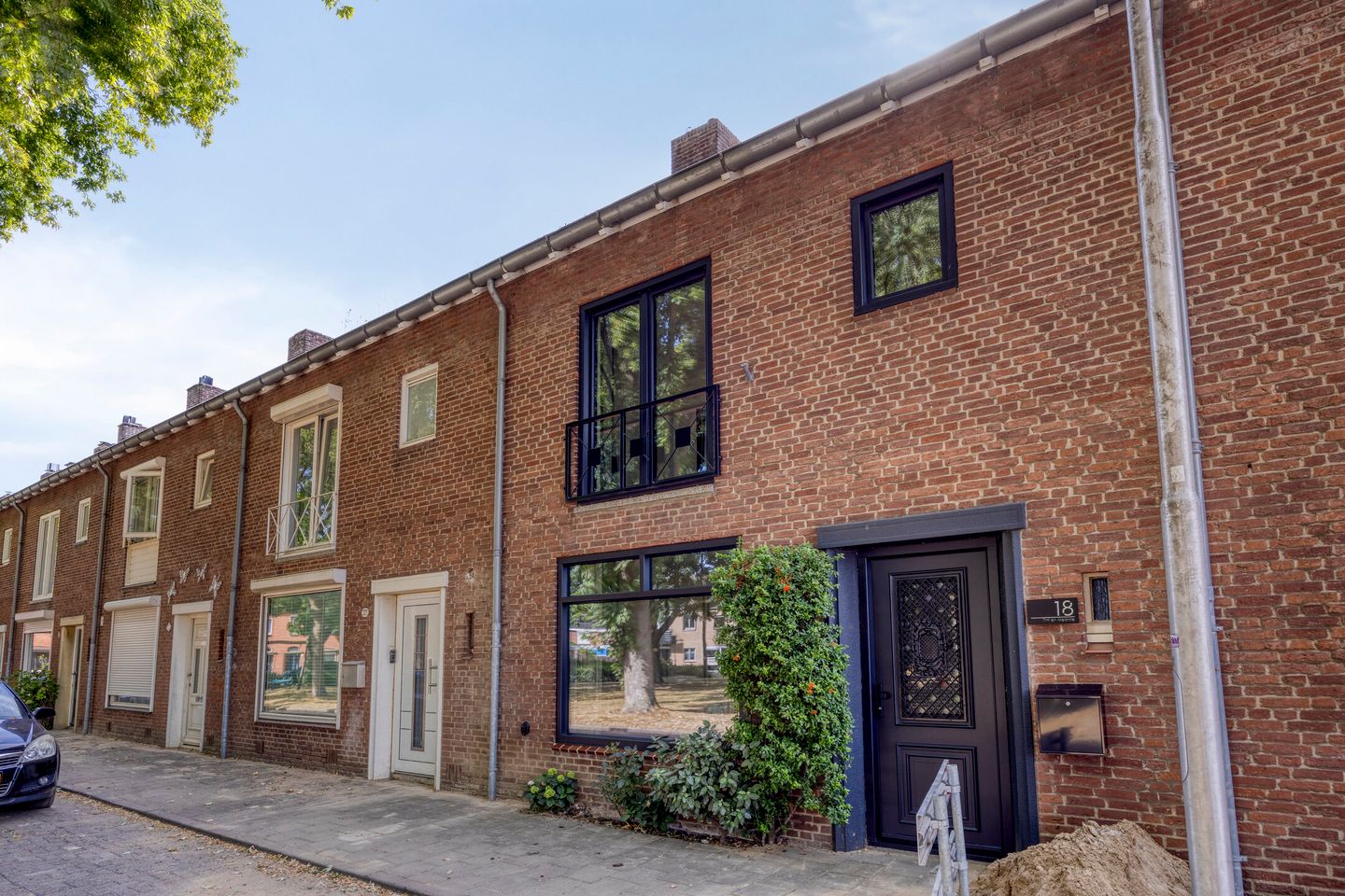 Foto 40 van Troubadourplein 18