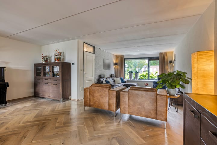 Photo 12 of Europalaan 43