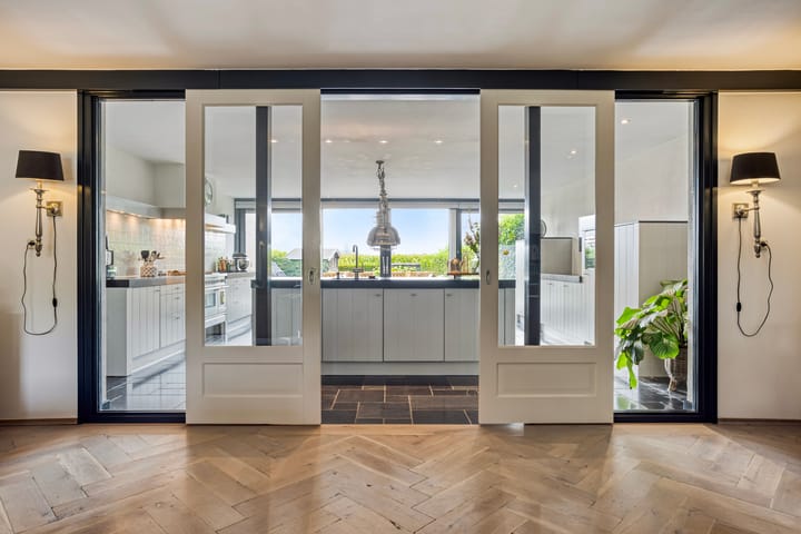 Photo 17 of Europalaan 43