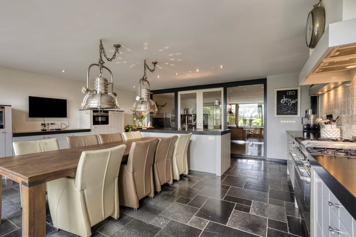 Photo 21 of Europalaan 43