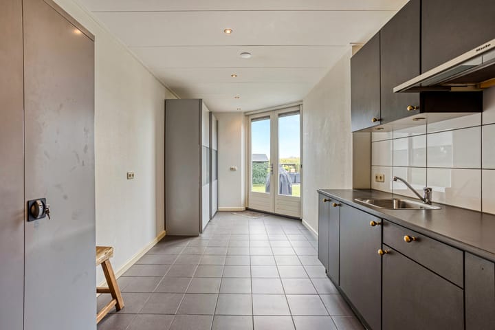 Photo 29 of Europalaan 43