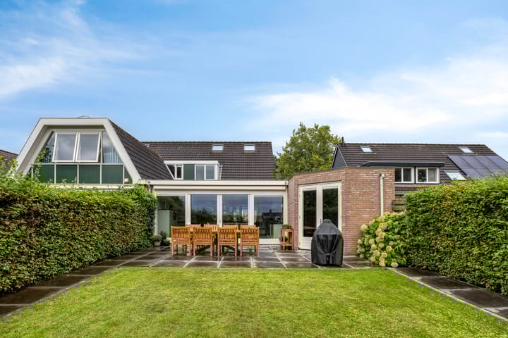 Photo 4 of Europalaan 43