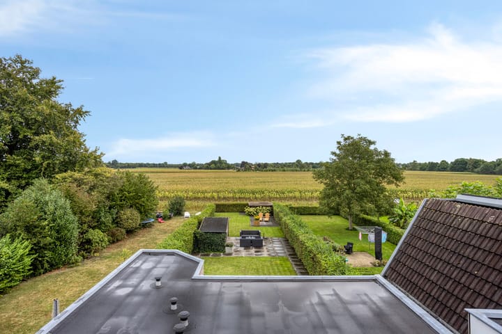 Photo 43 of Europalaan 43