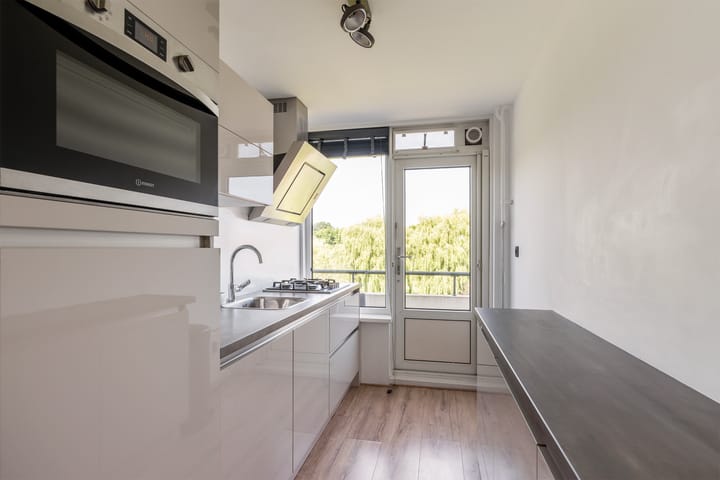 Foto 13 van De Lairesselaan 177