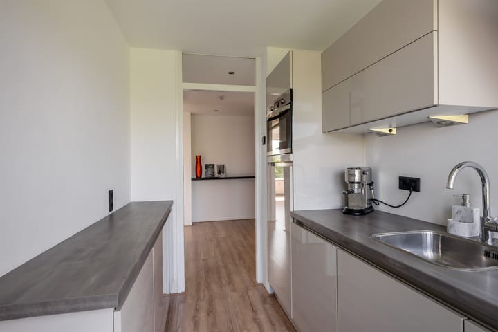 Foto 14 van De Lairesselaan 177