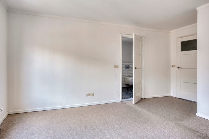 Photo 20 of Waterstraat 35