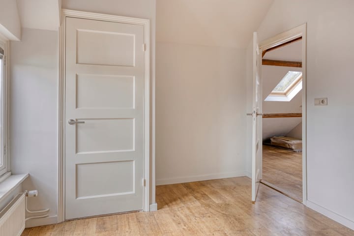 Photo 39 of Waterstraat 35