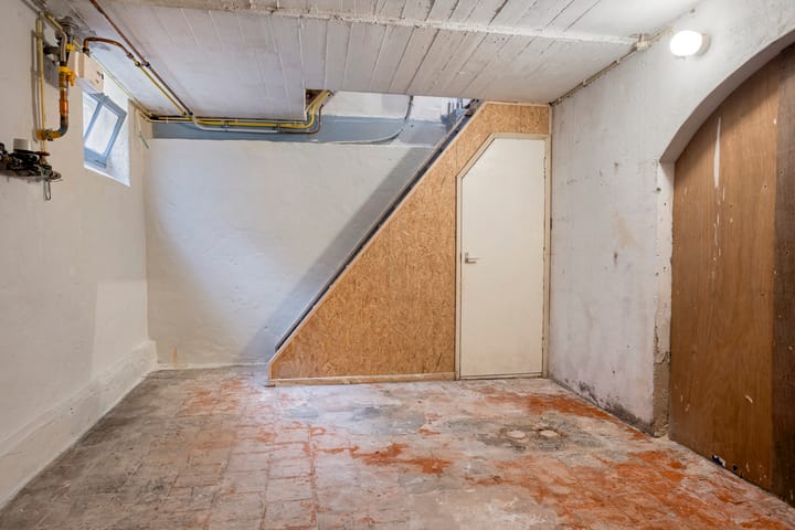 Photo 41 of Waterstraat 35