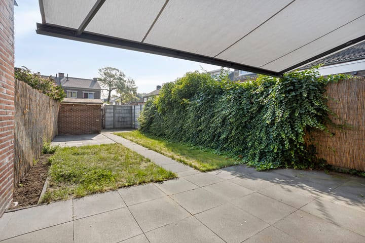 Photo 15 of Papaverstraat 31