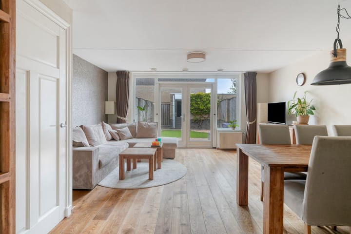 Foto 2 van Knikeind 34