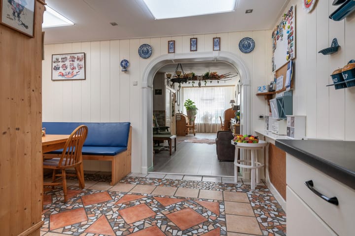 Foto 16 van Bornsestraat 79