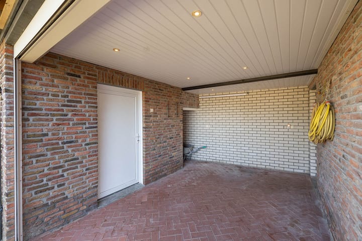 Photo 15 of De Hazelaar 16