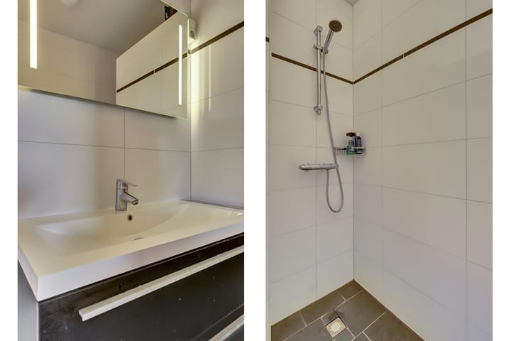 Photo 21 of Gronausestraat 176