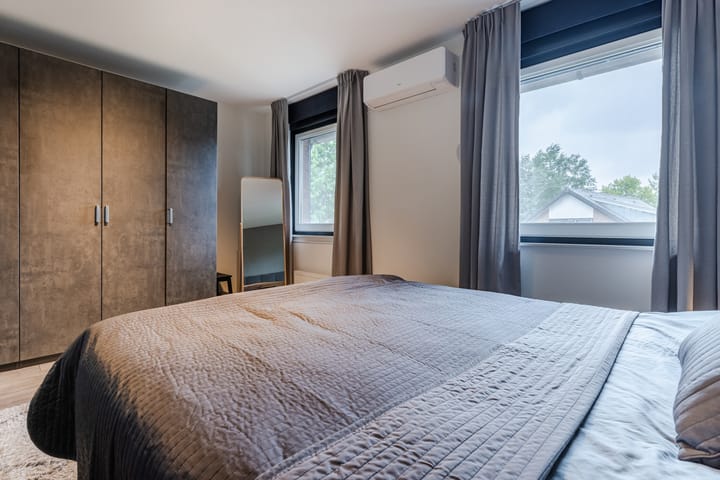 Foto 21 van Black Alicante 106