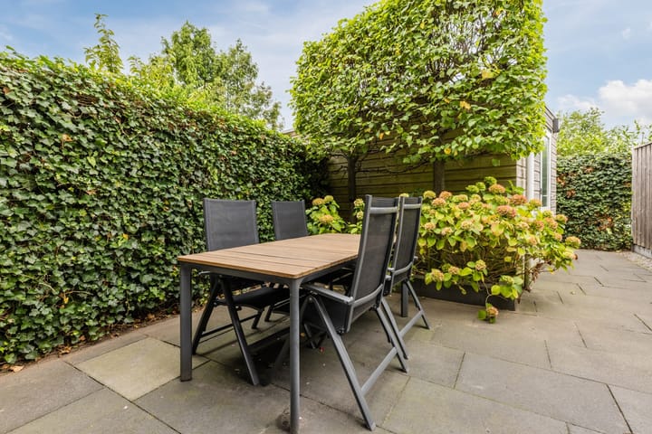 Foto 38 van Black Alicante 106