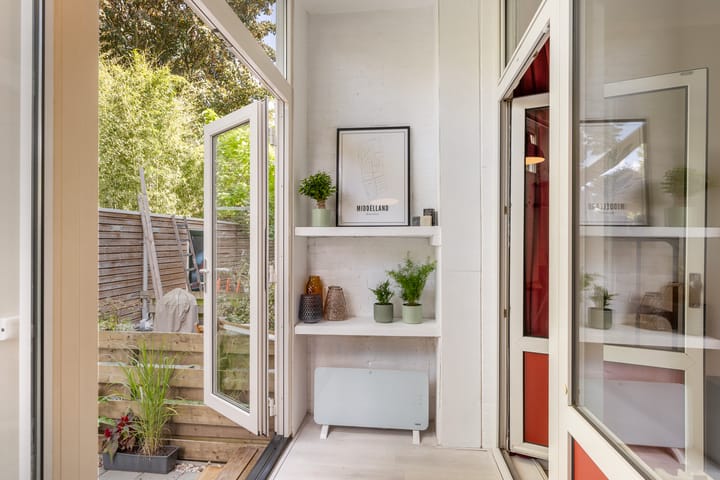 Foto 11 van Volmarijnstraat 143-A