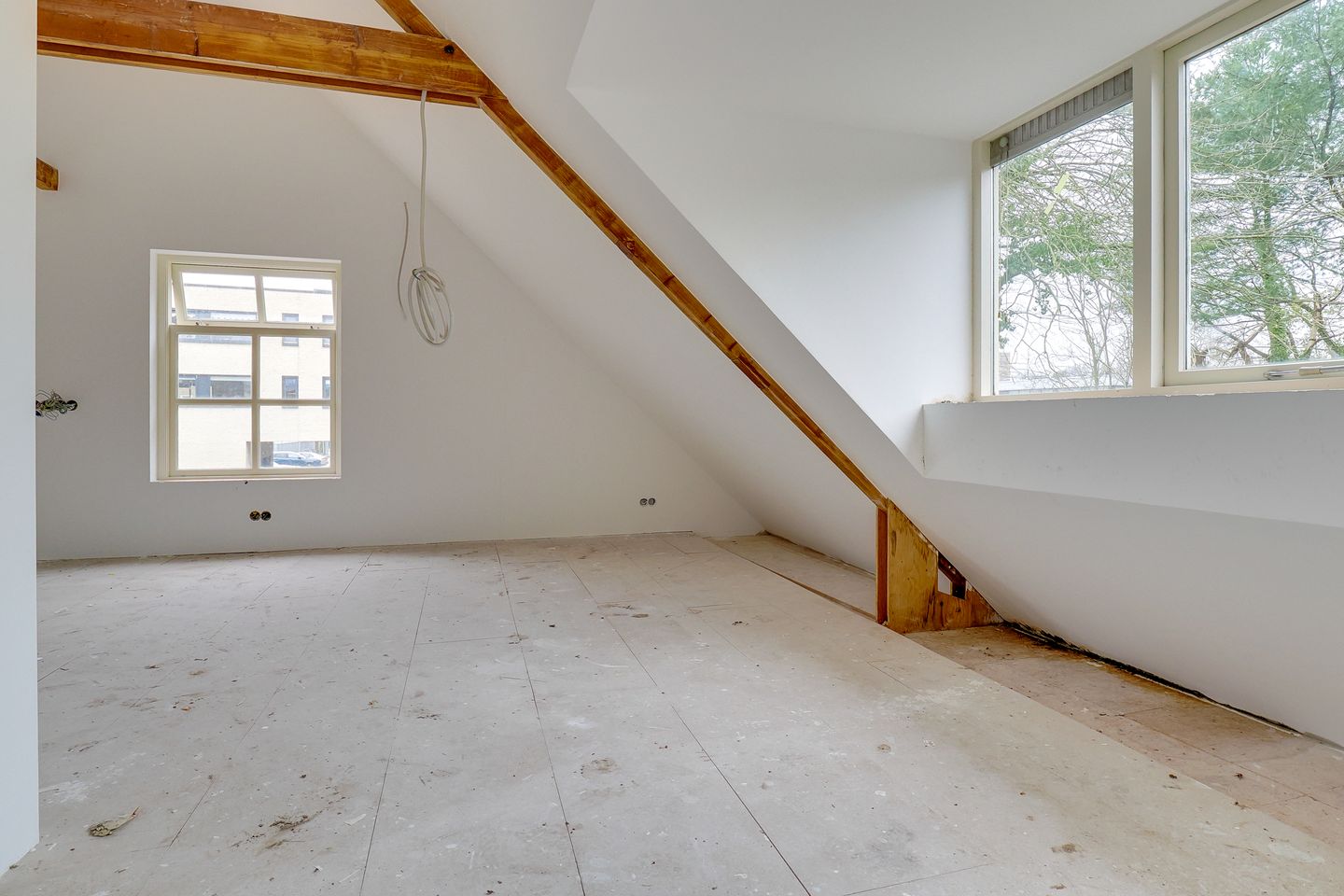 Photo 19 of Nedereindseweg 32