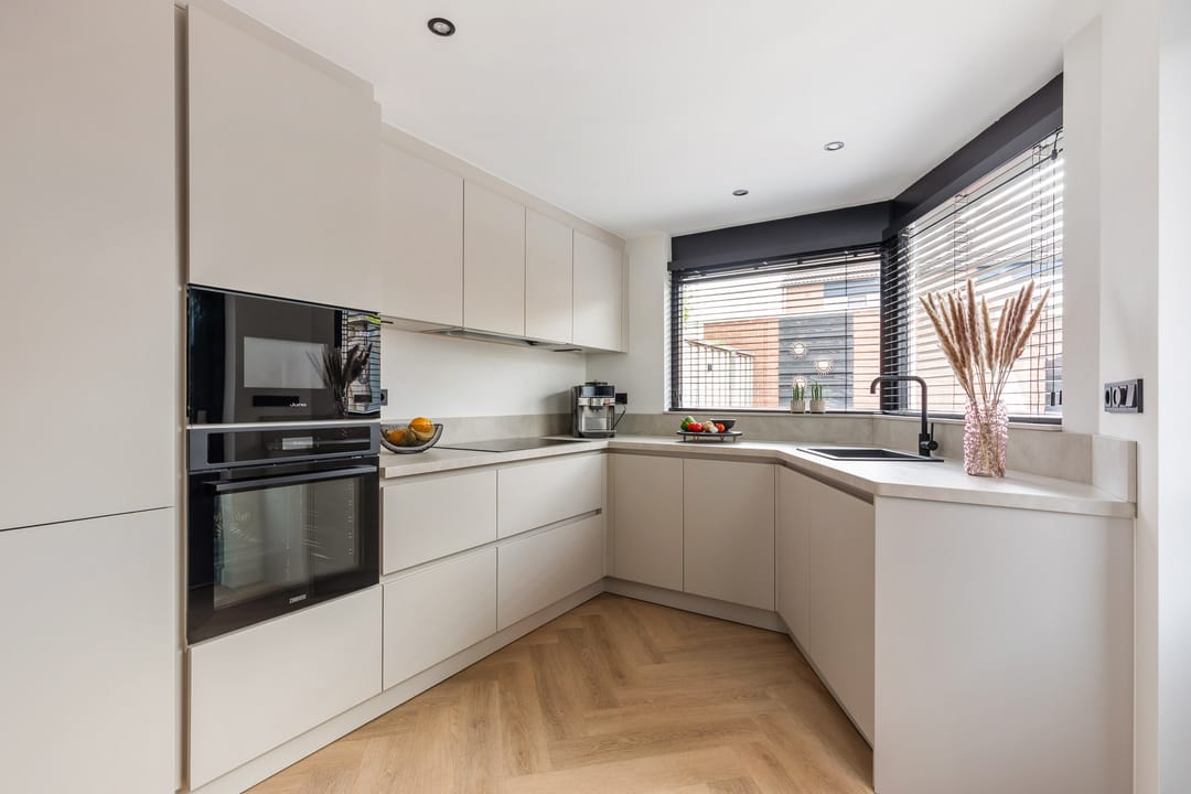 Foto 11 van Helmkruid 7