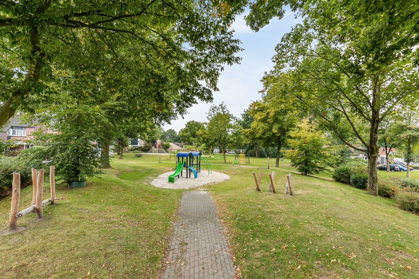 Foto 19 van Helmkruid 7