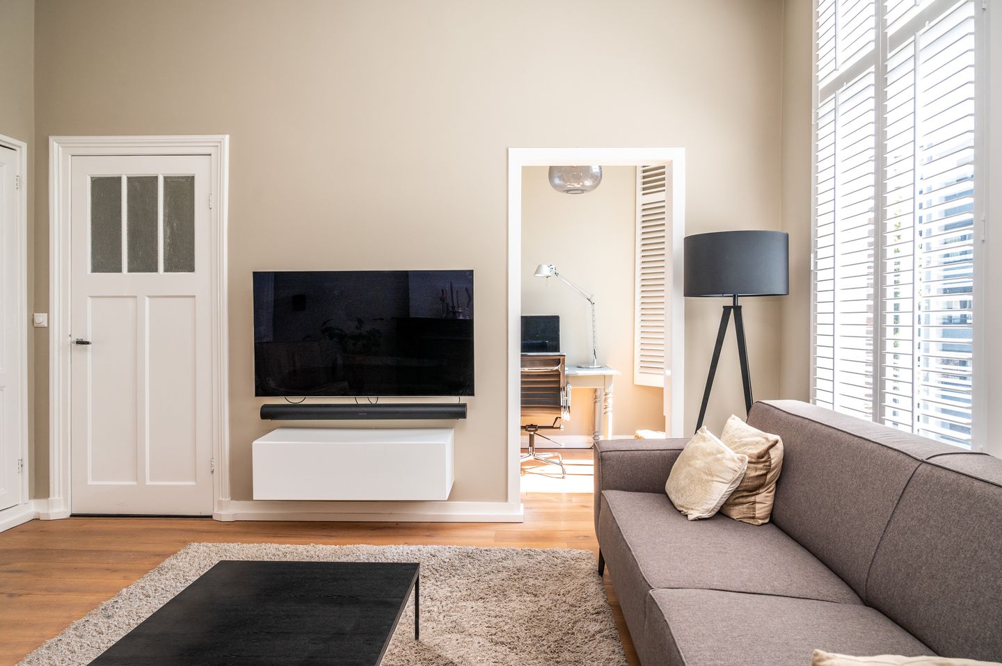 Foto 20 van Jacob Canisstraat 26