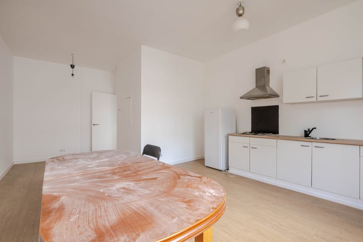 Foto 21 van Ebenhaëzerstraat 68