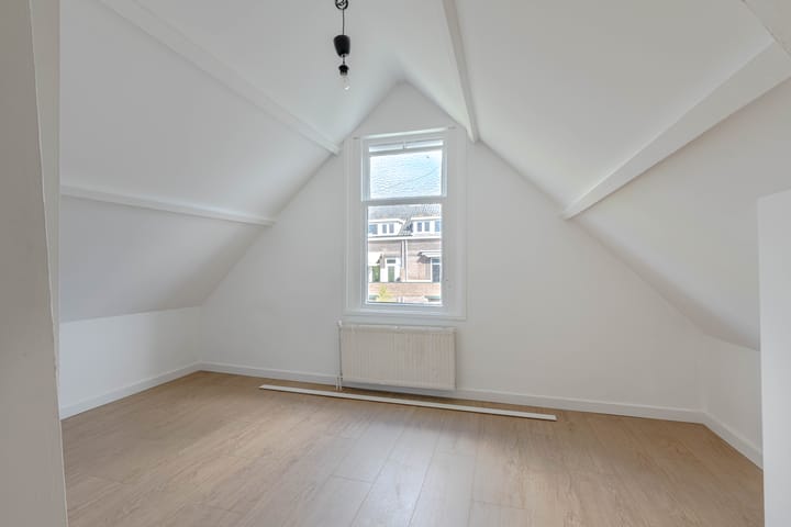 Foto 27 van Ebenhaëzerstraat 68