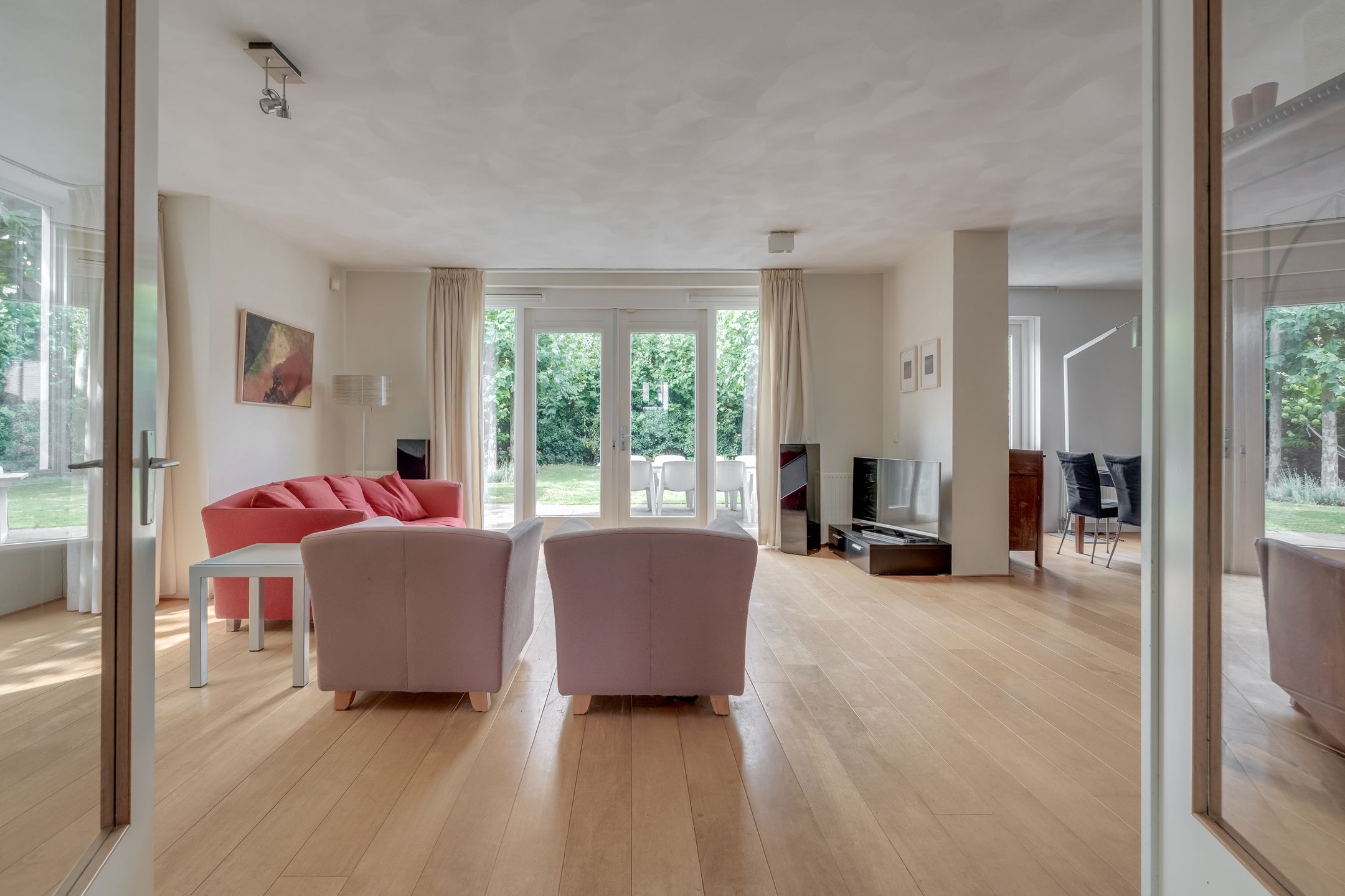 Photo 6 of Paleismuur 70