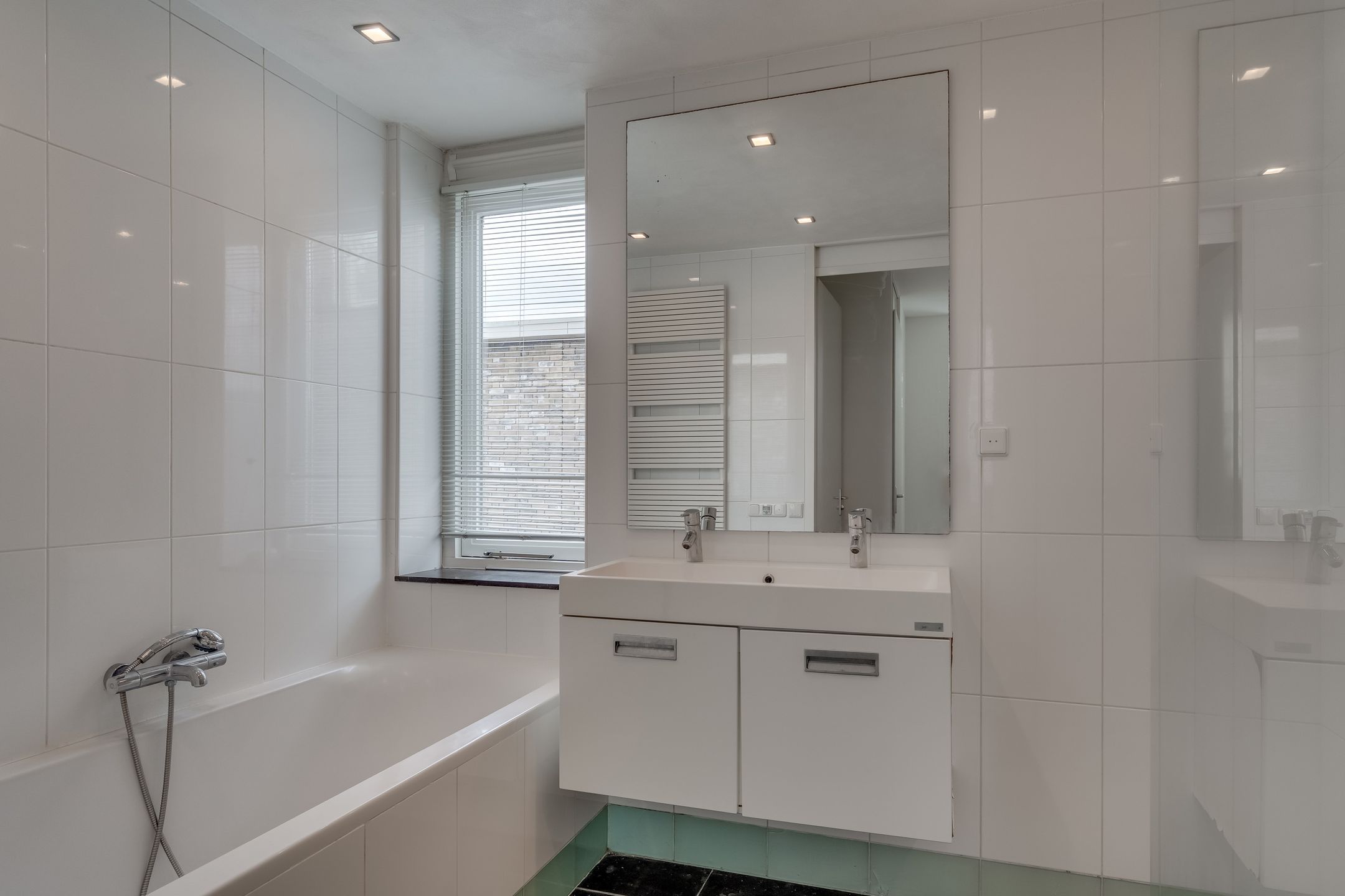 Photo 36 of Paleismuur 70