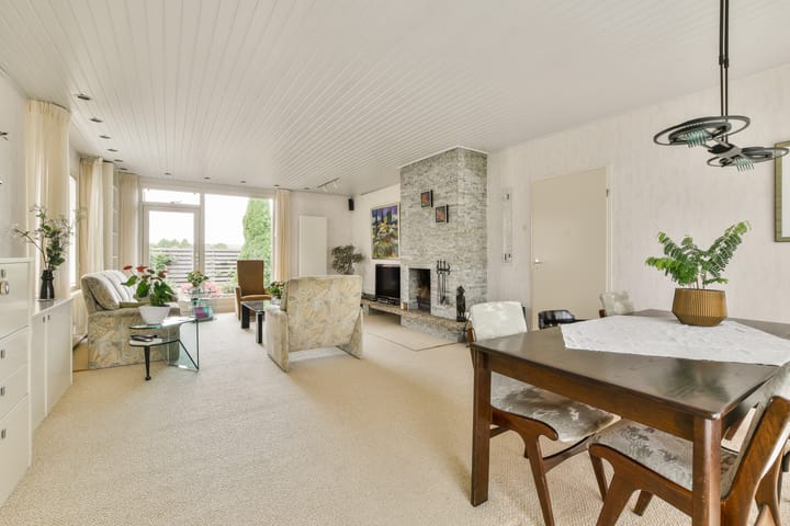 Foto 2 van Hoofdweg 134