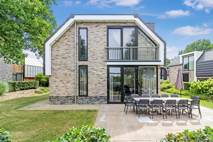 Foto 2 van Spijkweg 15-128