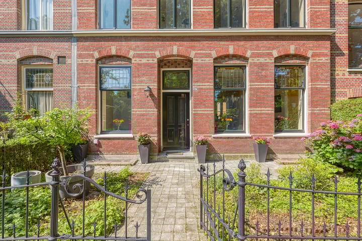 Foto 2 van Plantsoen 97