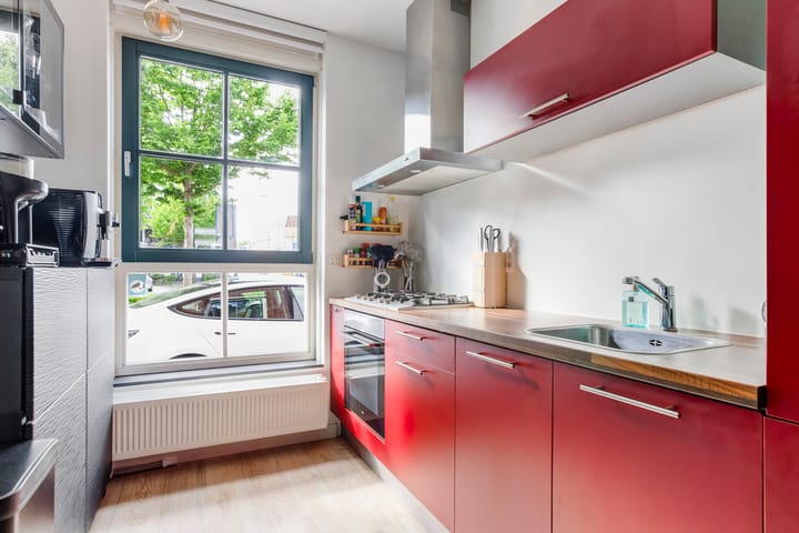 Foto 21 van Erasmusplein 2