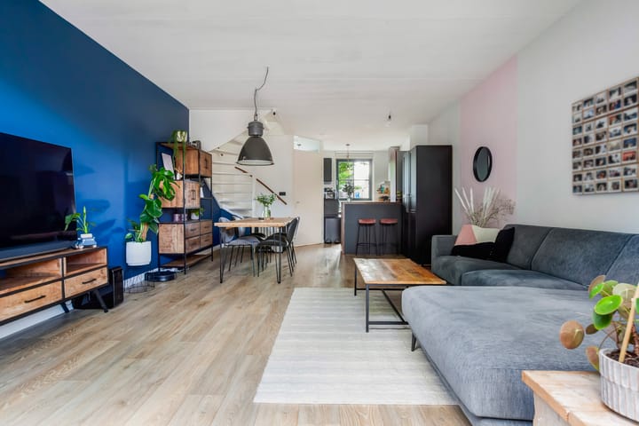 Foto 23 van Erasmusplein 2