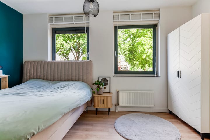 Foto 27 van Erasmusplein 2