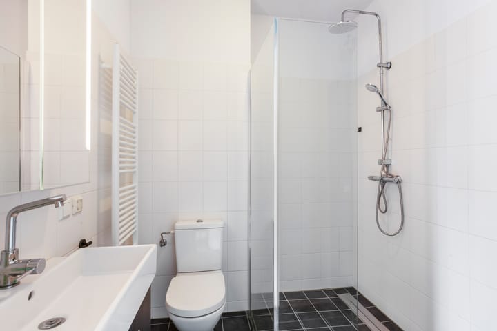 Foto 35 van Erasmusplein 2