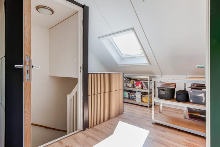 Foto 37 van Erasmusplein 2