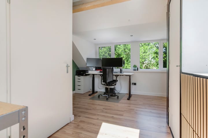 Foto 40 van Erasmusplein 2