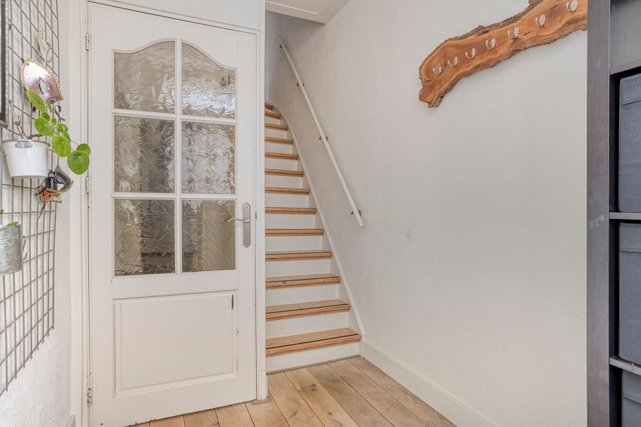 Photo 6 of Zeelsterstraat 82-C