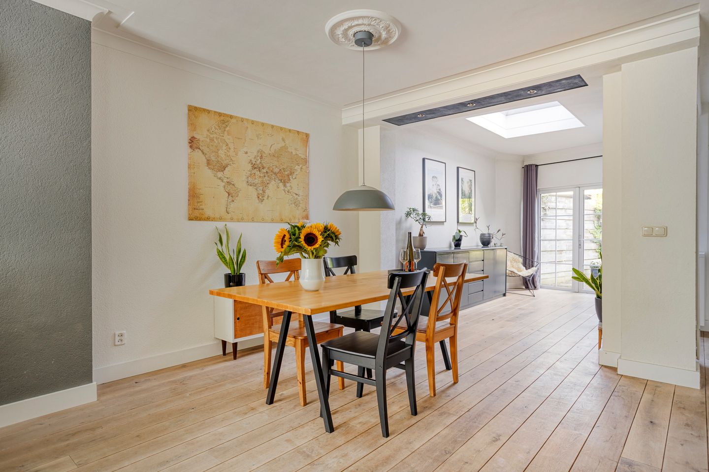 Photo 10 of Zeelsterstraat 82-C