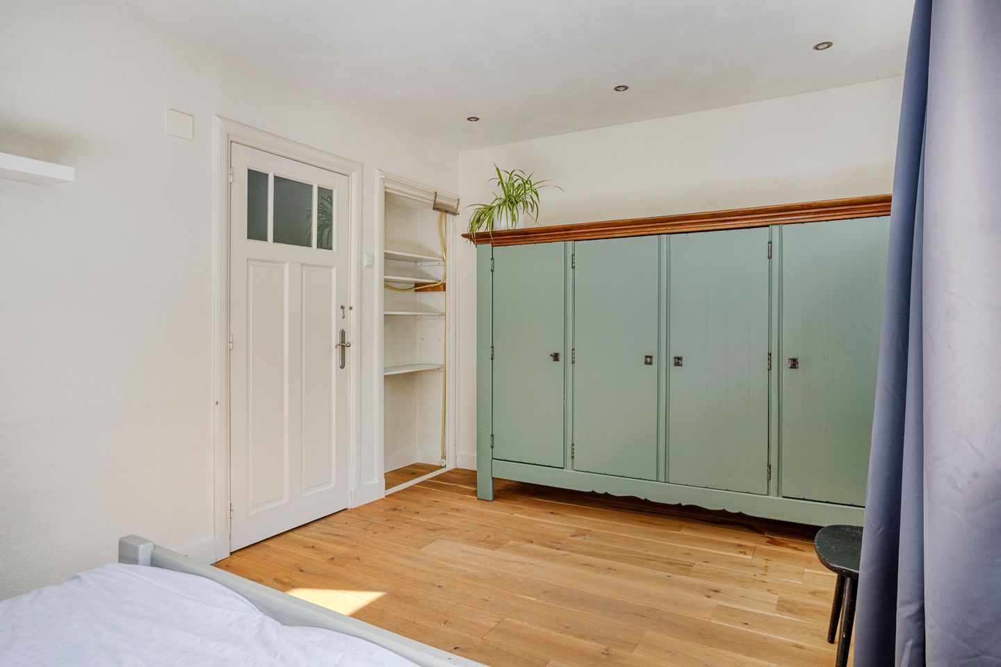 Photo 19 of Zeelsterstraat 82-C