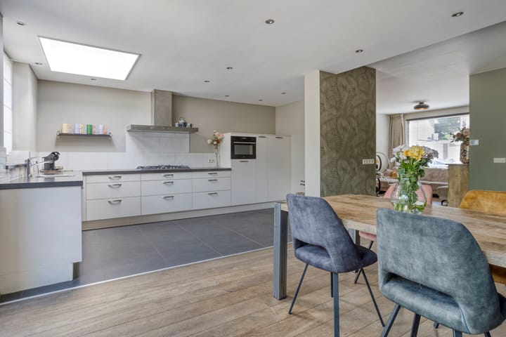 Foto 3 van Menuetstraat 9