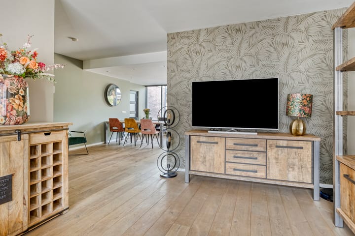 Foto 9 van Menuetstraat 9