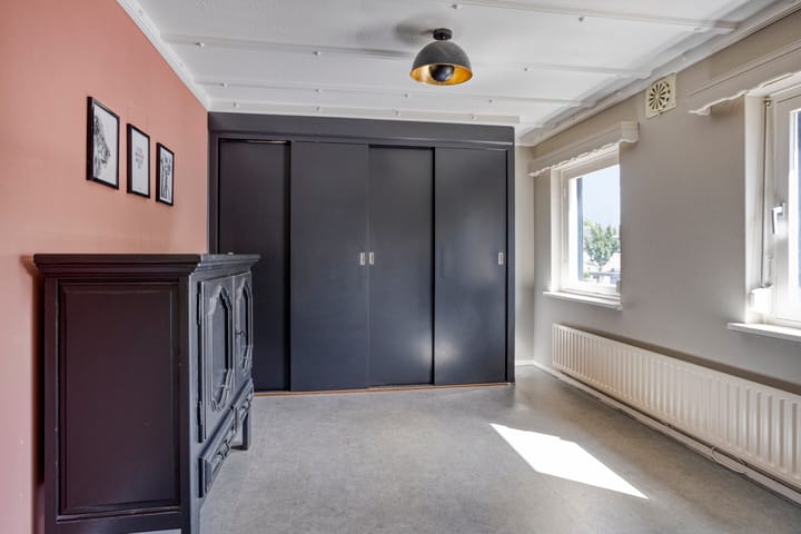 Foto 20 van Menuetstraat 9