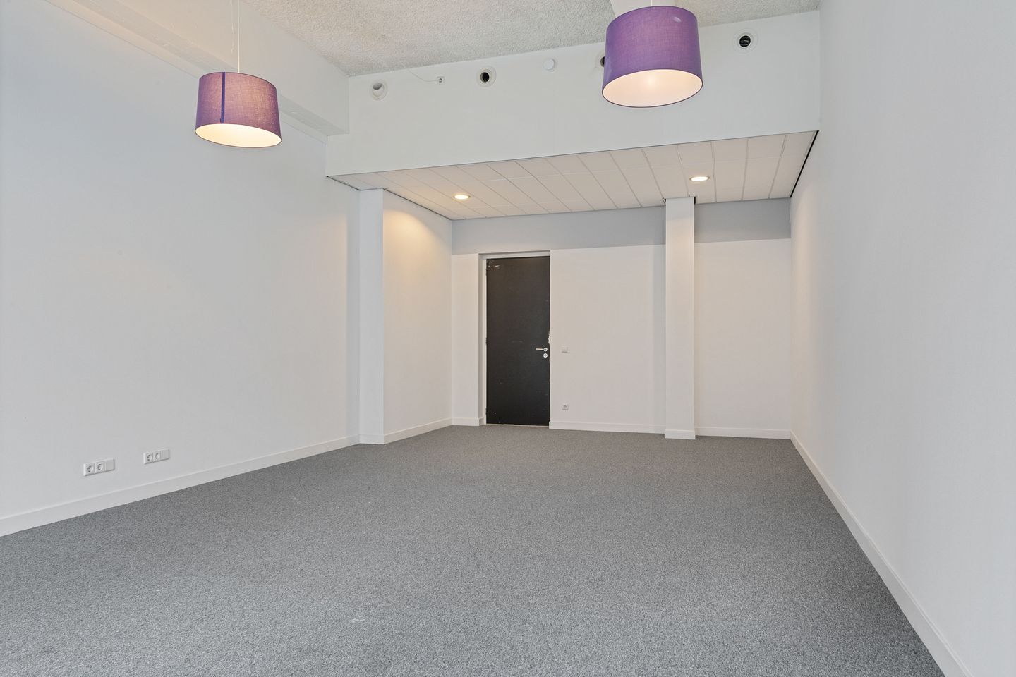 View photo 3 of Timorplein 40