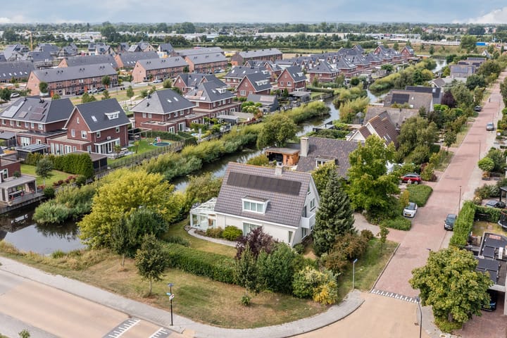 Photo 63 of Zwarte Dolfijn 26