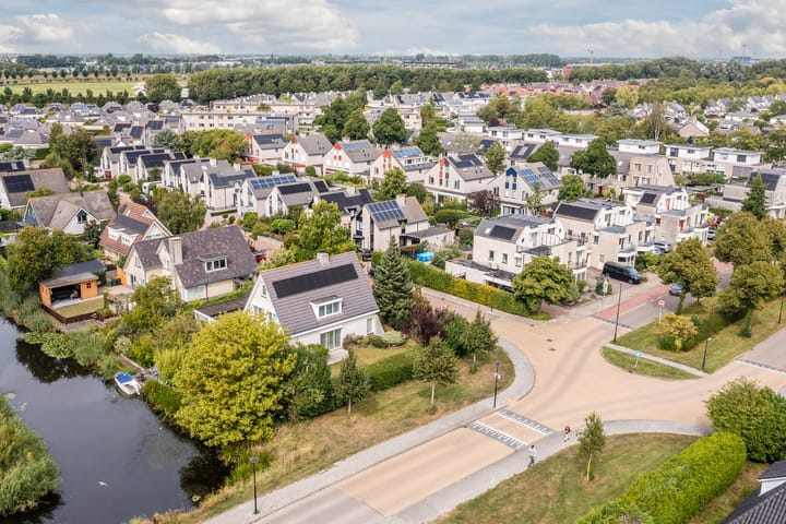 Photo 64 of Zwarte Dolfijn 26