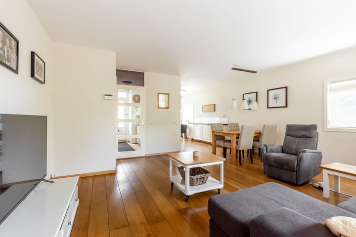 Foto 3 van Marga Klompélaan 22